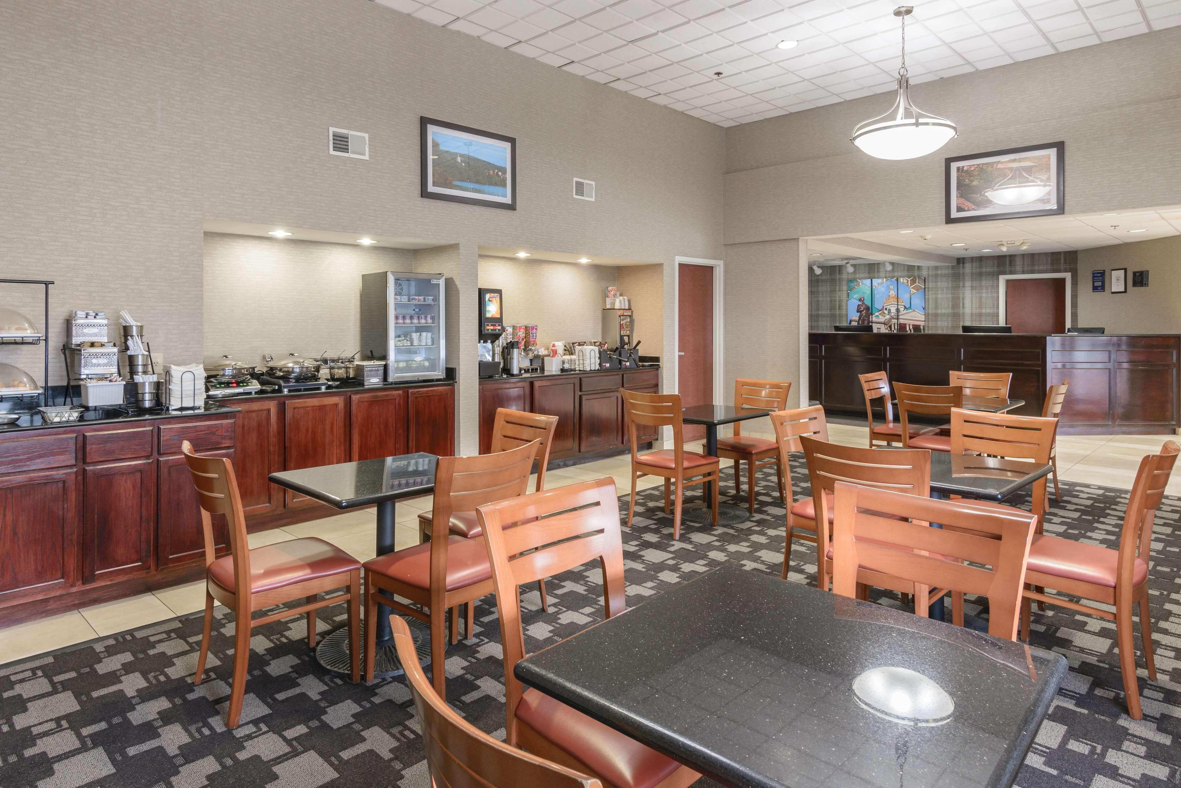 Best Western Concord Inn And Suites Eksteriør bilde